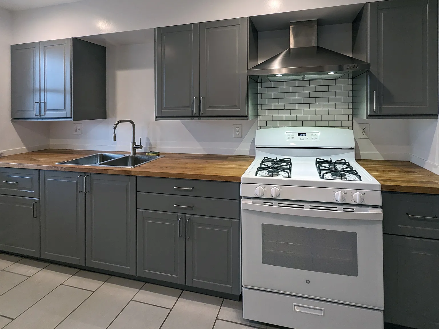 2 bed, 900 sqft, $1,125 — Photo 4