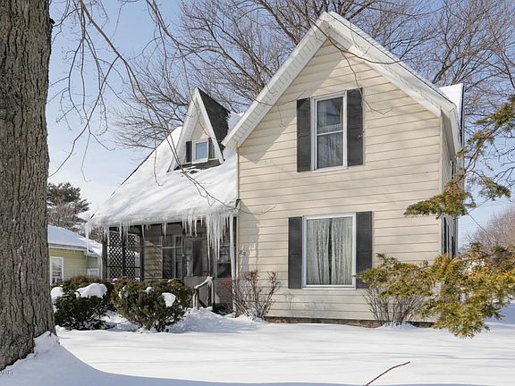 208 N Centerville-102