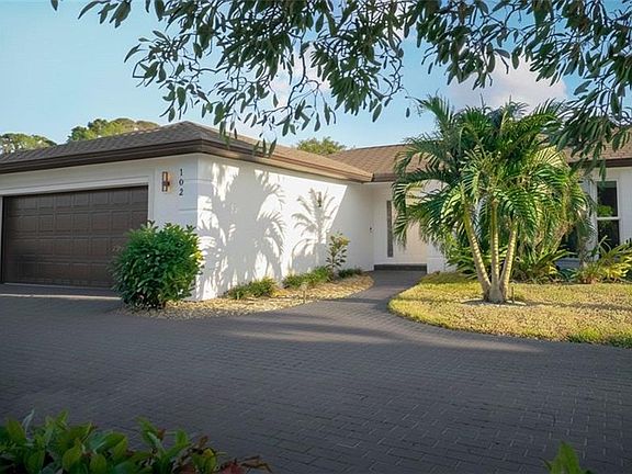 2nd image of 102 Sharwood DR