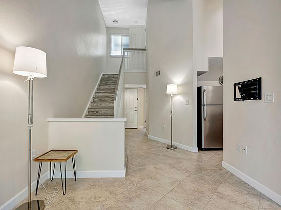 5th image of 19203 Glenmoor Drive