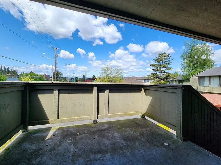 4816 SW Murray Blvd — Photo 14