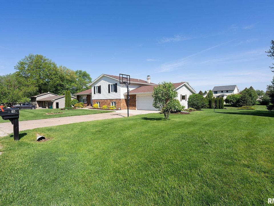 18 Timberlane Dr, Geneseo, IL 61254 Zillow
