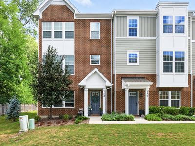 158 Canterbury Way, Lake Zurich, IL, 60047