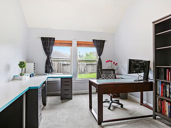 Oversized Study or Flex Room Space to suit your needs.