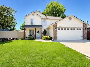 3037 N Firelight Pl, Meridian, ID 83646