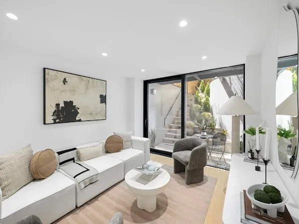 240 West 123rd Street image 4 of 12