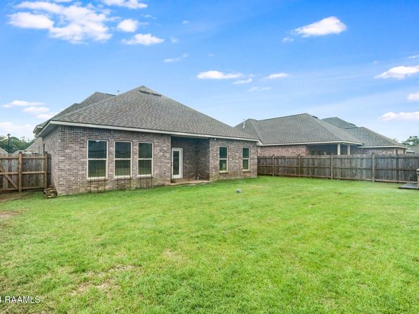 114 Rose Of Sharon Ln, Lafayette, LA 70508