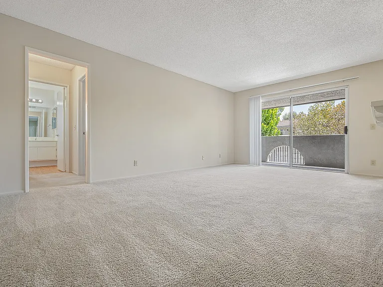 Trabuco Villas — Photo 11