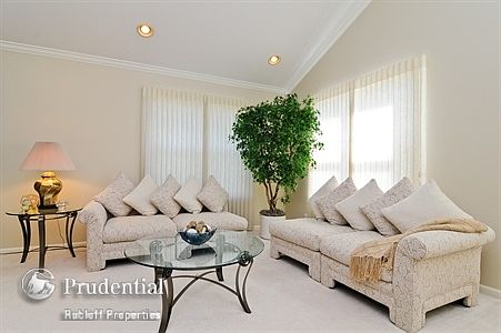 4th image of 309 Pine Lake Cir