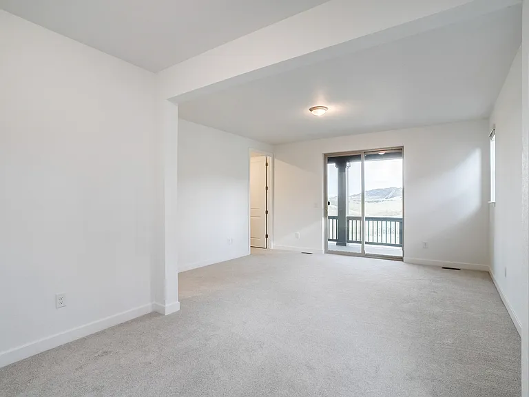 15402 W Dequesne Ave — Photo 9