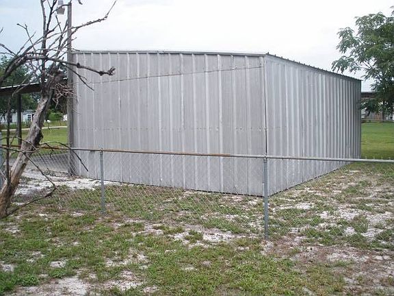 4th image of 2303 Cochran St