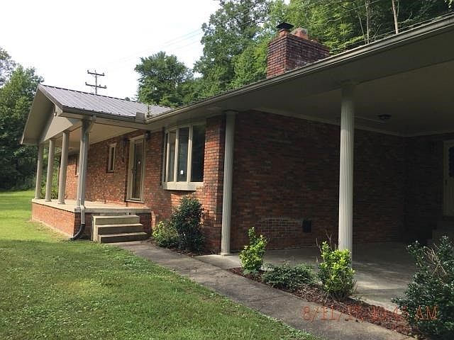 1st image of 165 Lora Martin Ln