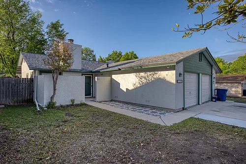 11146 El Sendero St Photo 1