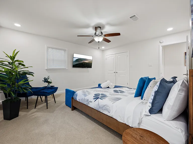 82 Vanessa Dr SE — Photo 20