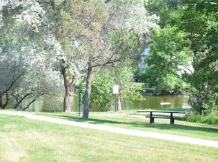 411 E Highline Cir, Centennial, CO 80122