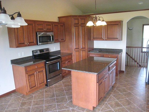 4th image of 1302 Indigo Dr