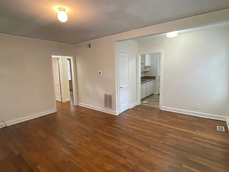 174 Marion St — Photo 11
