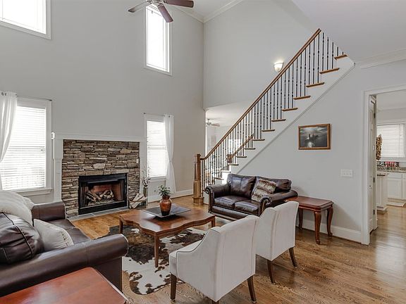 5th image of 536 Serendipity Ln