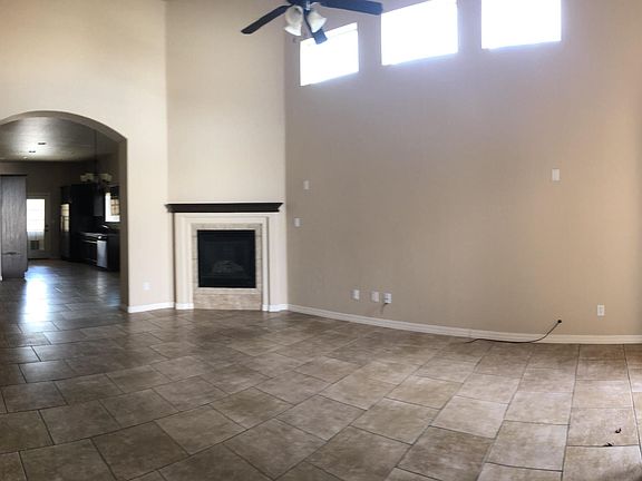 5th image of 11604 Saint Thomas Way
