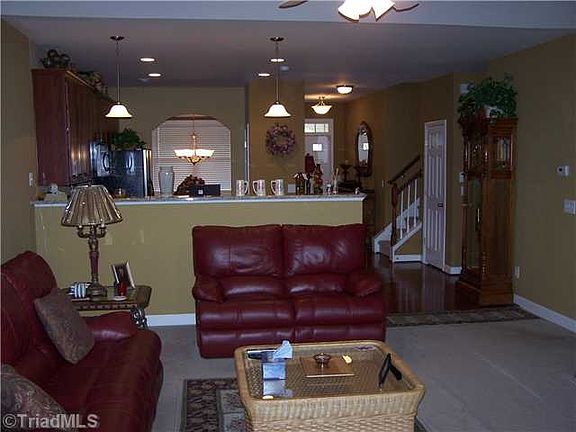 4th image of 3794 Filton Dr