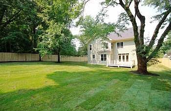 4th image of 2119 Boxwood Dr
