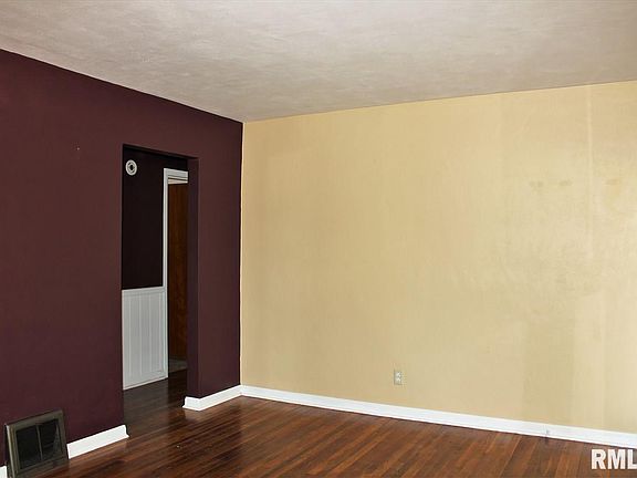 5th image of 1505 Cottonwood St
