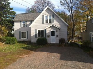 216 N 6th St, Marquette, MI 49855