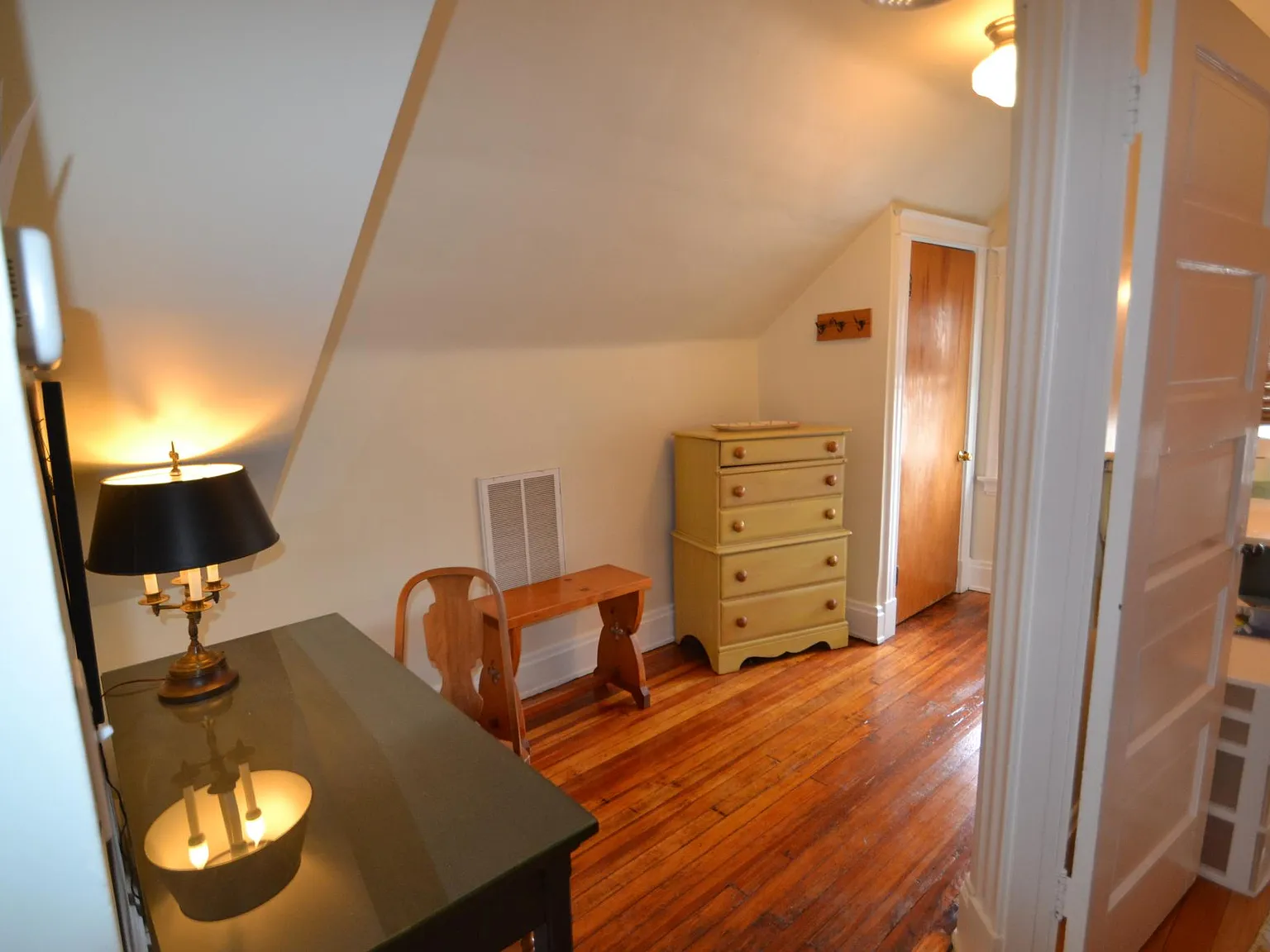 1 bed, 650 sqft, $1,295 — Photo 3