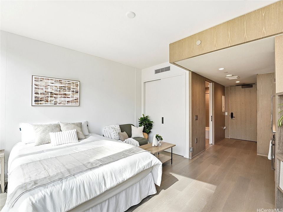 1st image of 1000 Auahi St #633