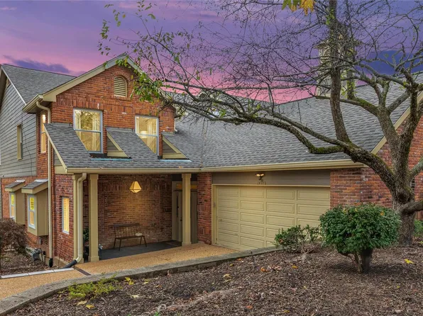 14383 Cedar Springs Dr, Chesterfield, MO 63017