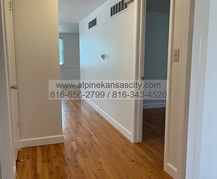 4413 N Walrond Ave — Photo 11