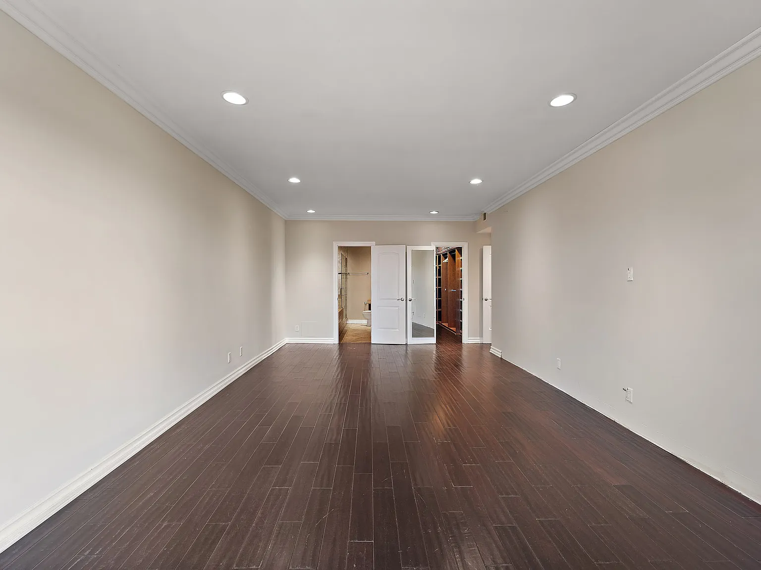 2 bed, 1638 sqft, $6,000 — Photo 3