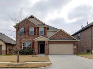 1820 Ranch Trail Rd, Aubrey, TX 76227