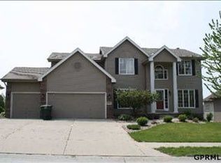 17507 I St, Omaha, NE 68135