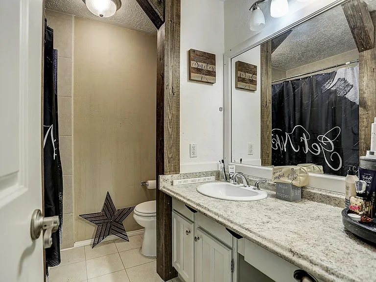 7006 Zieglers Grv — Photo 9