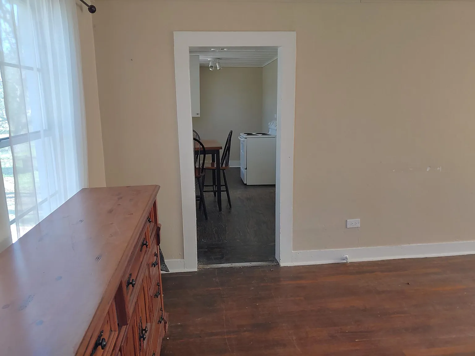 1 bed, 800 sqft, $789 — Photo 1