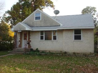 2016 Reaney Ave, Saint Paul, MN 55119