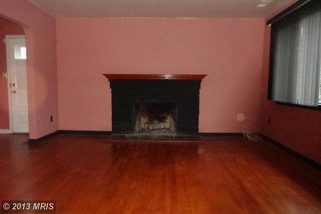 2nd image of 2101 Border Dr