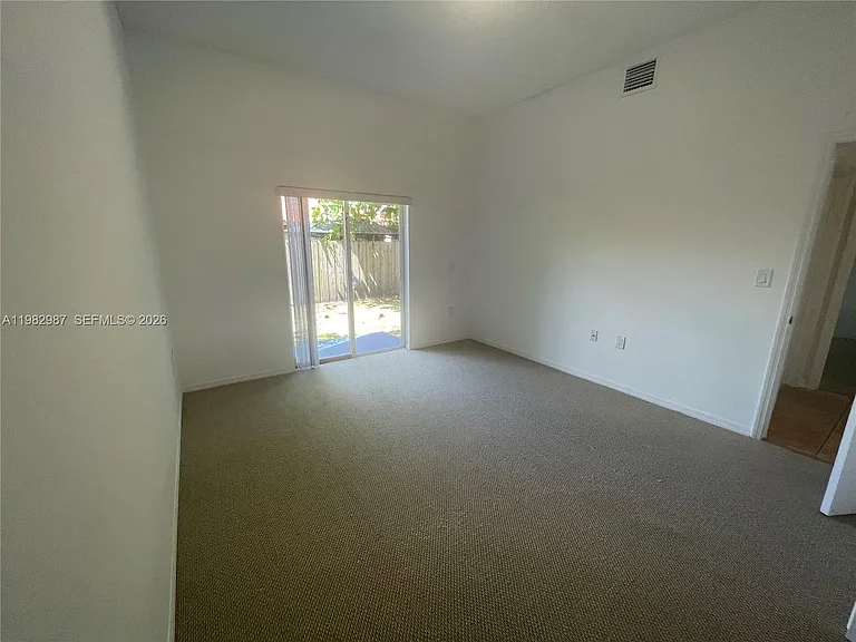 3421 SW 25th St #1 — Photo 34