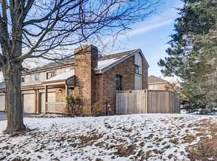 131 Potawatomi Trl UNIT D, Lake Zurich, IL 60047