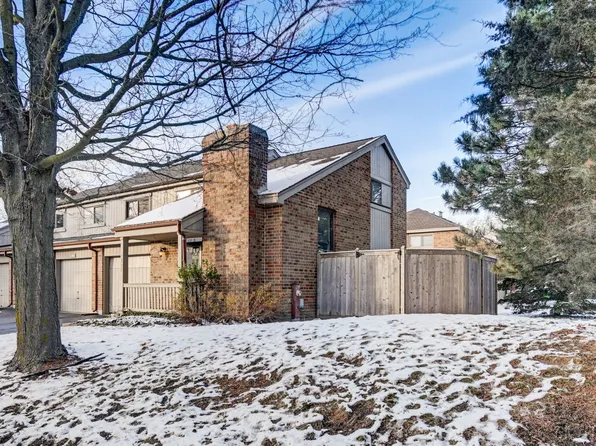 131 Potawatomi Trl Unit D, Lake Zurich, IL 60047