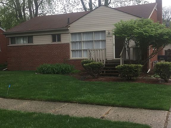 2nd image of 29853 W Chicago St