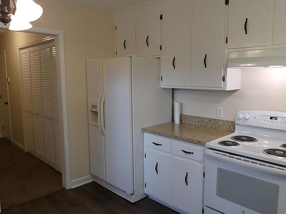 5th image of 102 Mill Run Pl