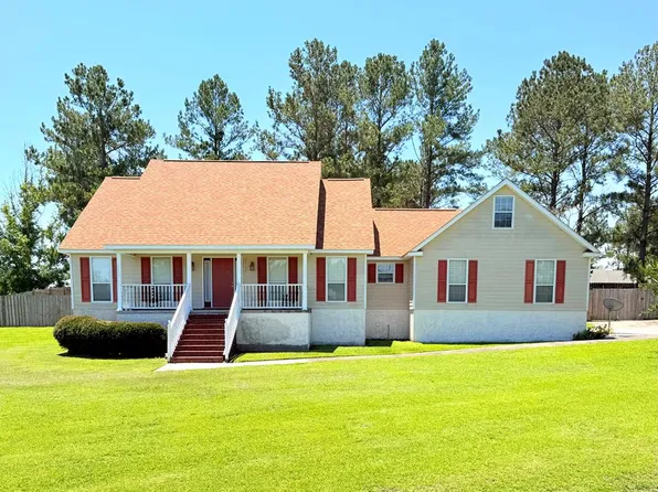 3892 Darian Dr, Valdosta, GA 31605