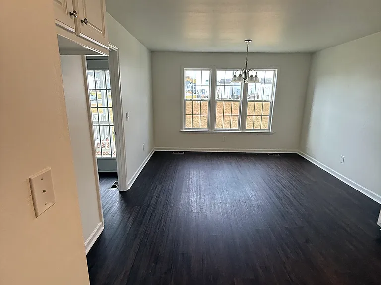 103 Wimbledon Ct — Photo 19