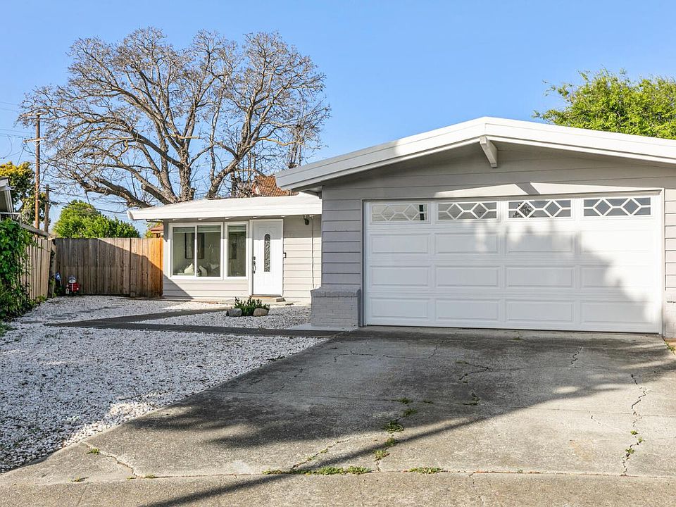 1st image of 1178 Driftwood Ct
