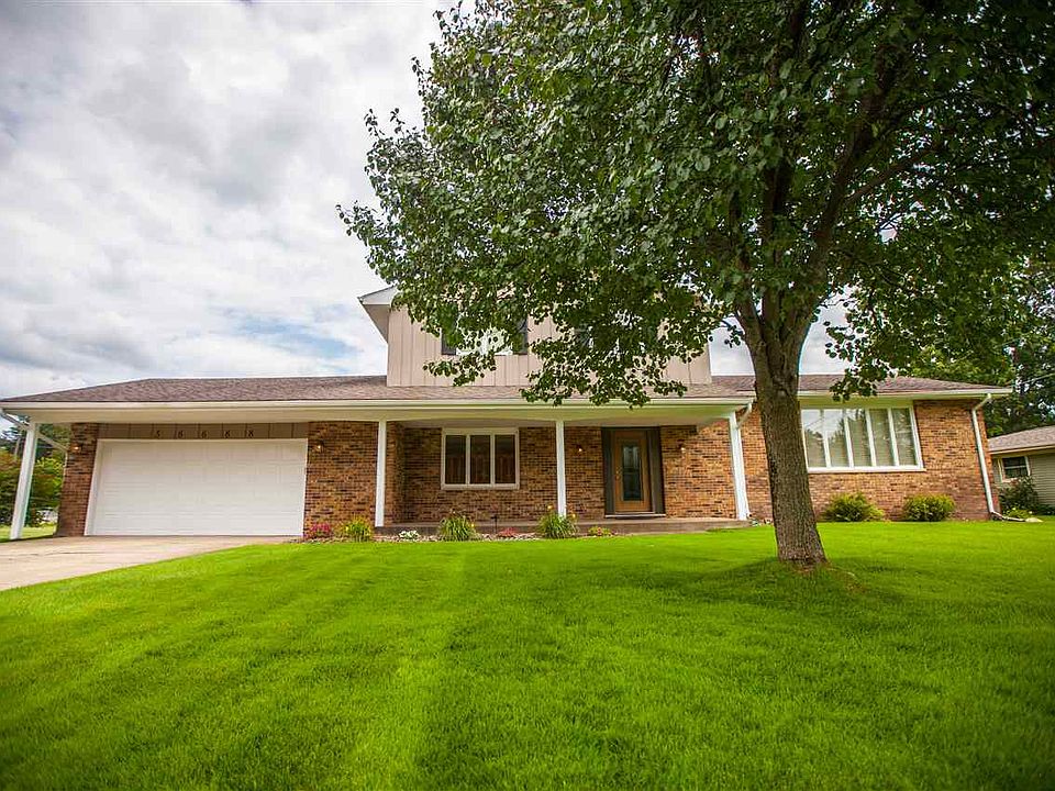 1st image of 56688 Meadowood Dr
