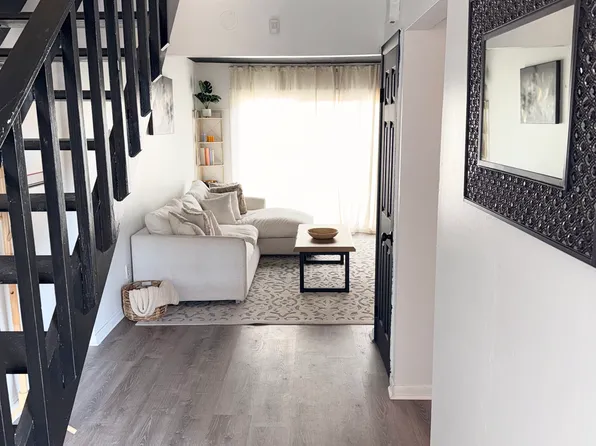 738 Woodbox Dr, Virginia Beach, VA 23462