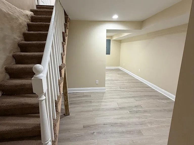 1904 E Lanvale St — Photo 14
