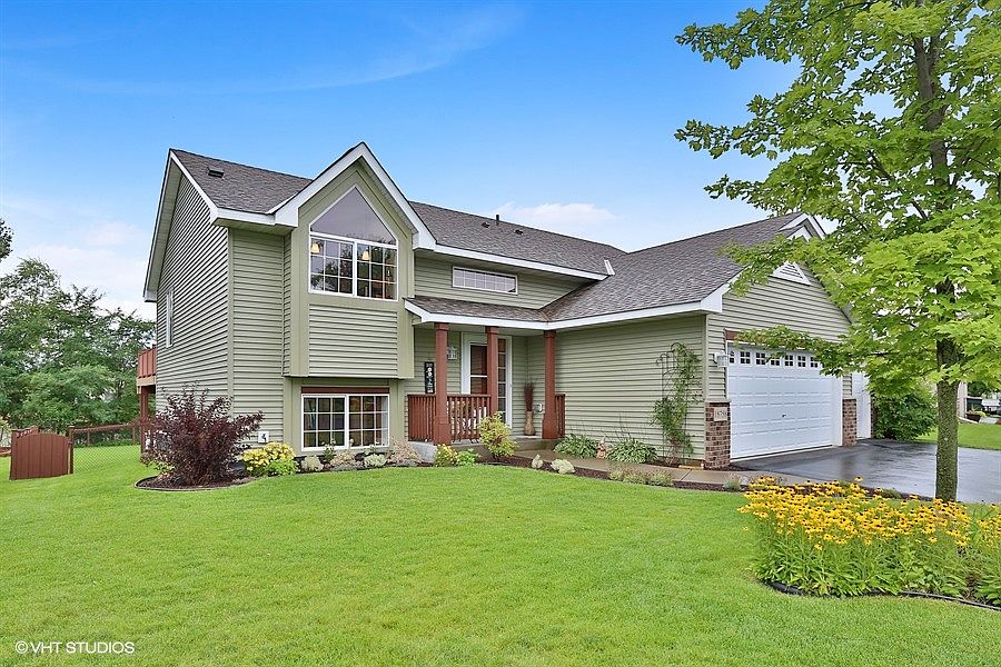 1st image of 18758 Dunbury Ave